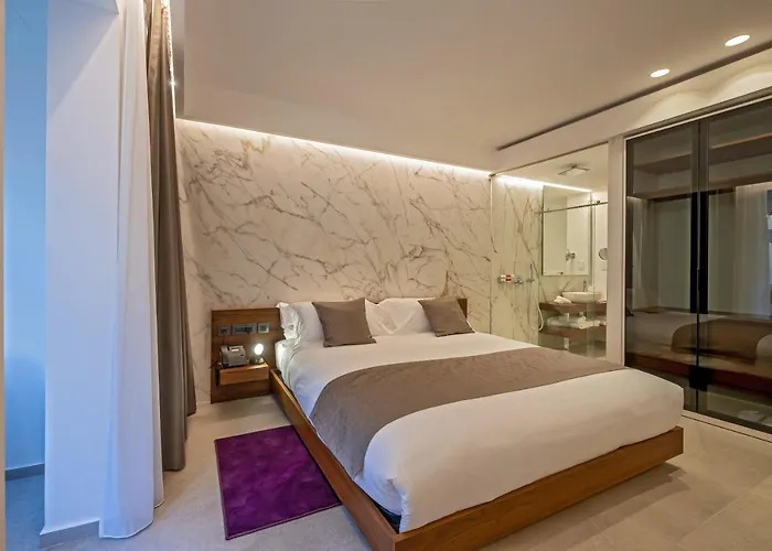 The Capital Boutique * Valletta