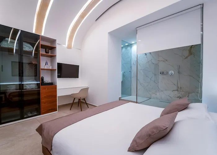 Отель The Capital Boutique