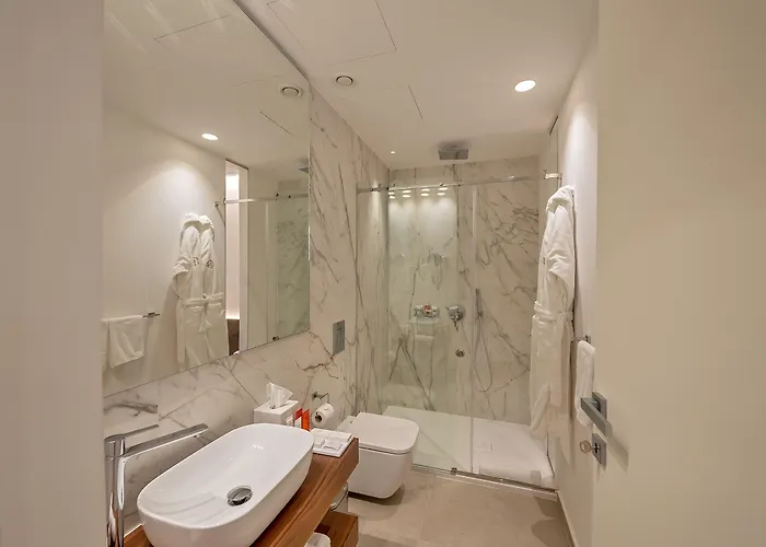 The Capital Boutique Hotel *